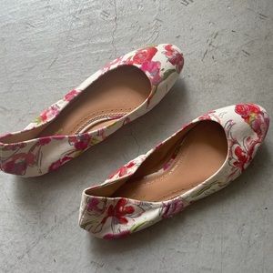 Brooks Brothers floral flats